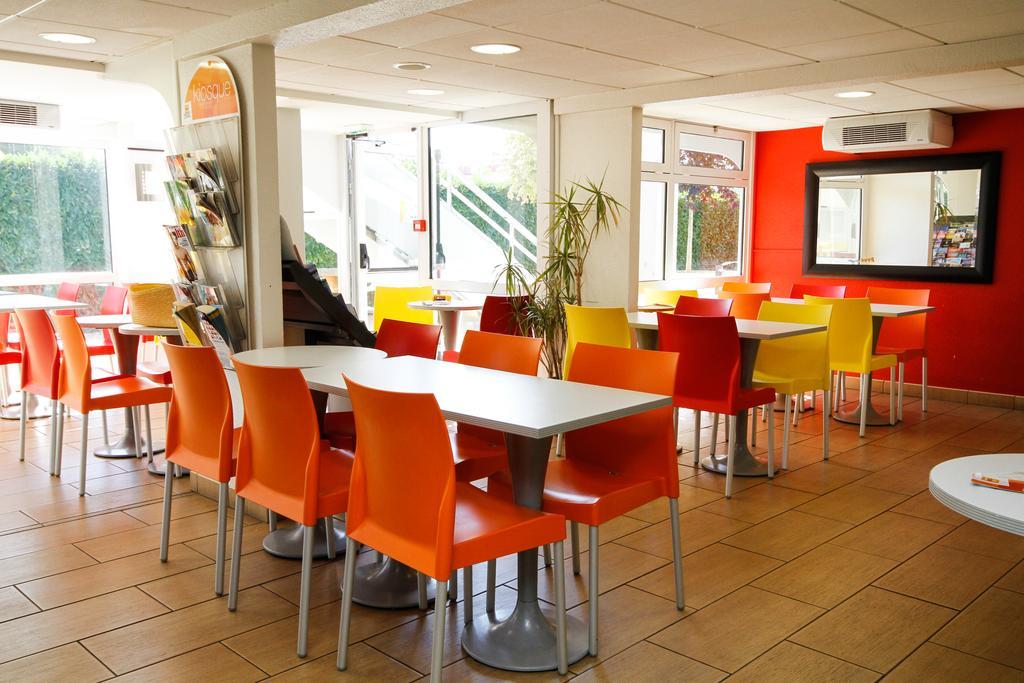 Premiere Classe Tours Sud - Chambray Les Tours Exterior foto