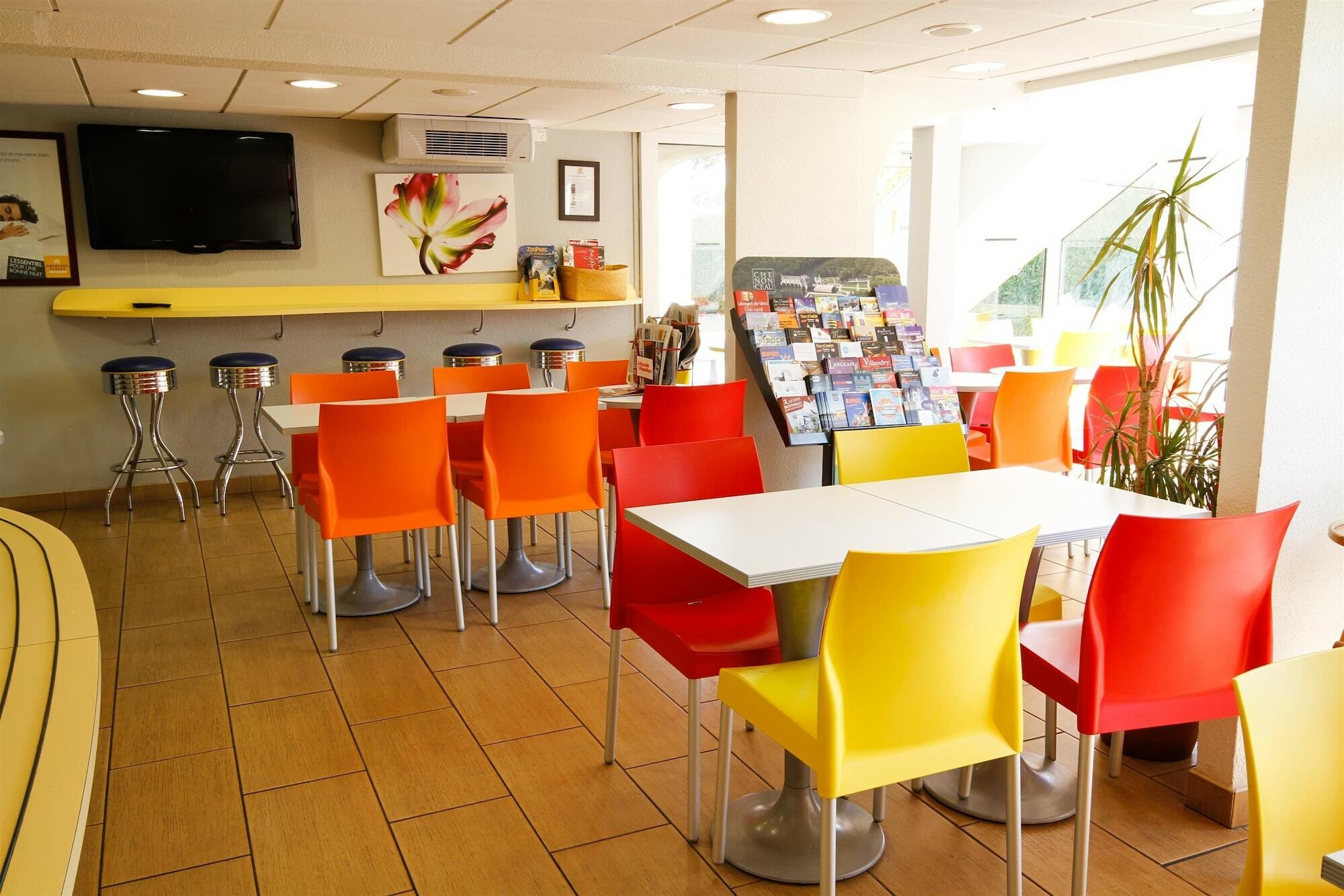 Premiere Classe Tours Sud - Chambray Les Tours Exterior foto